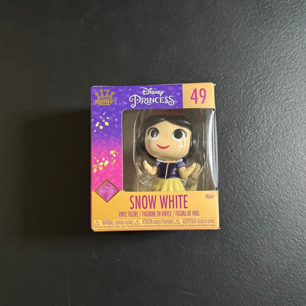 Disney Ultimate Princess Celebration - Funko Mini Ariel in Pink Dress #50